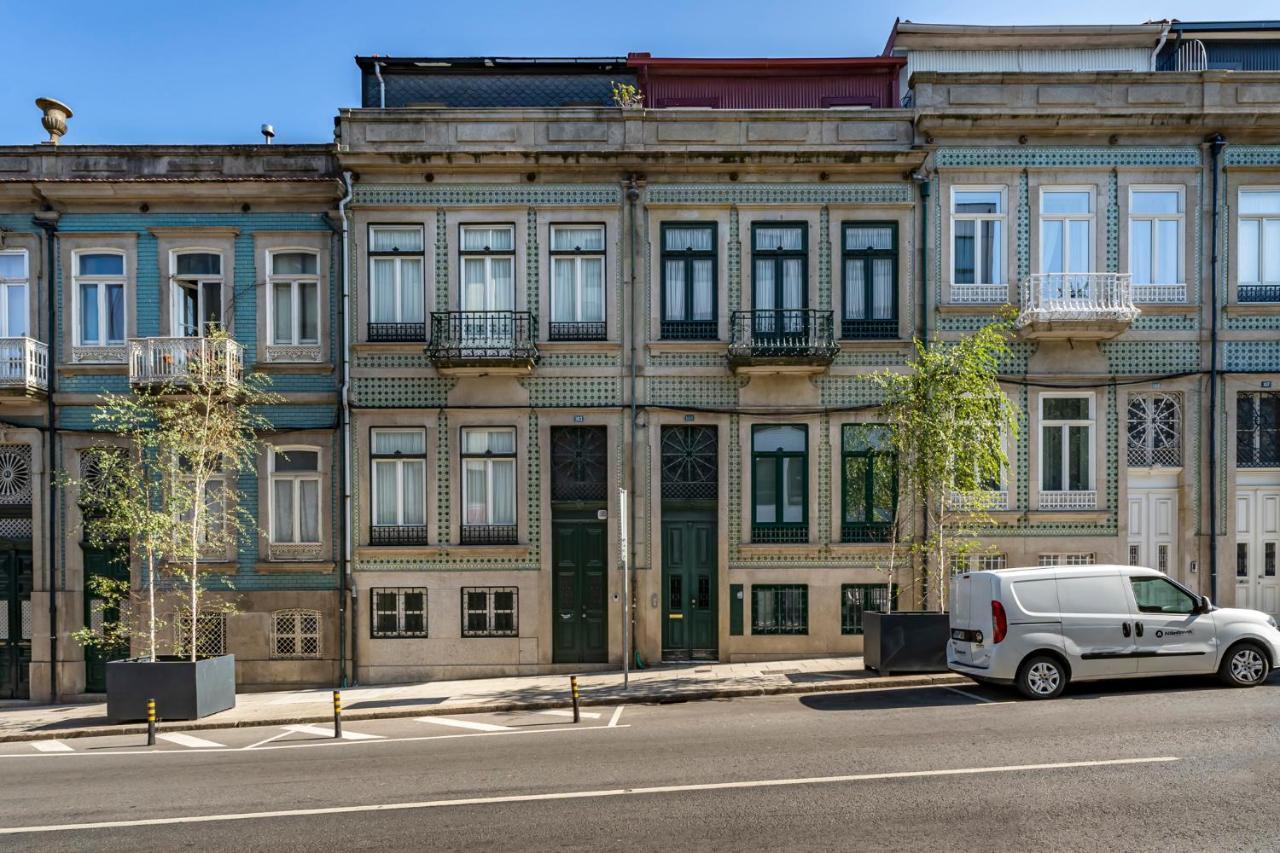 Private Garden In Porto City Center Apartment Bagian luar foto